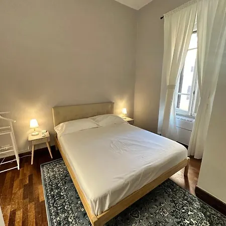 Lounge - * Rom
